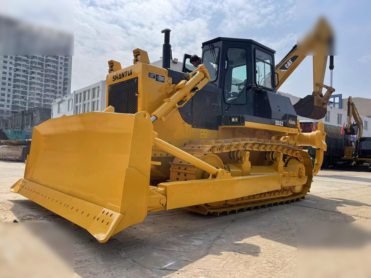 SHANTUI SD22 - Bulldozer: gambar 1 SHANTUI SD22 - Bulldozer: gambar 1