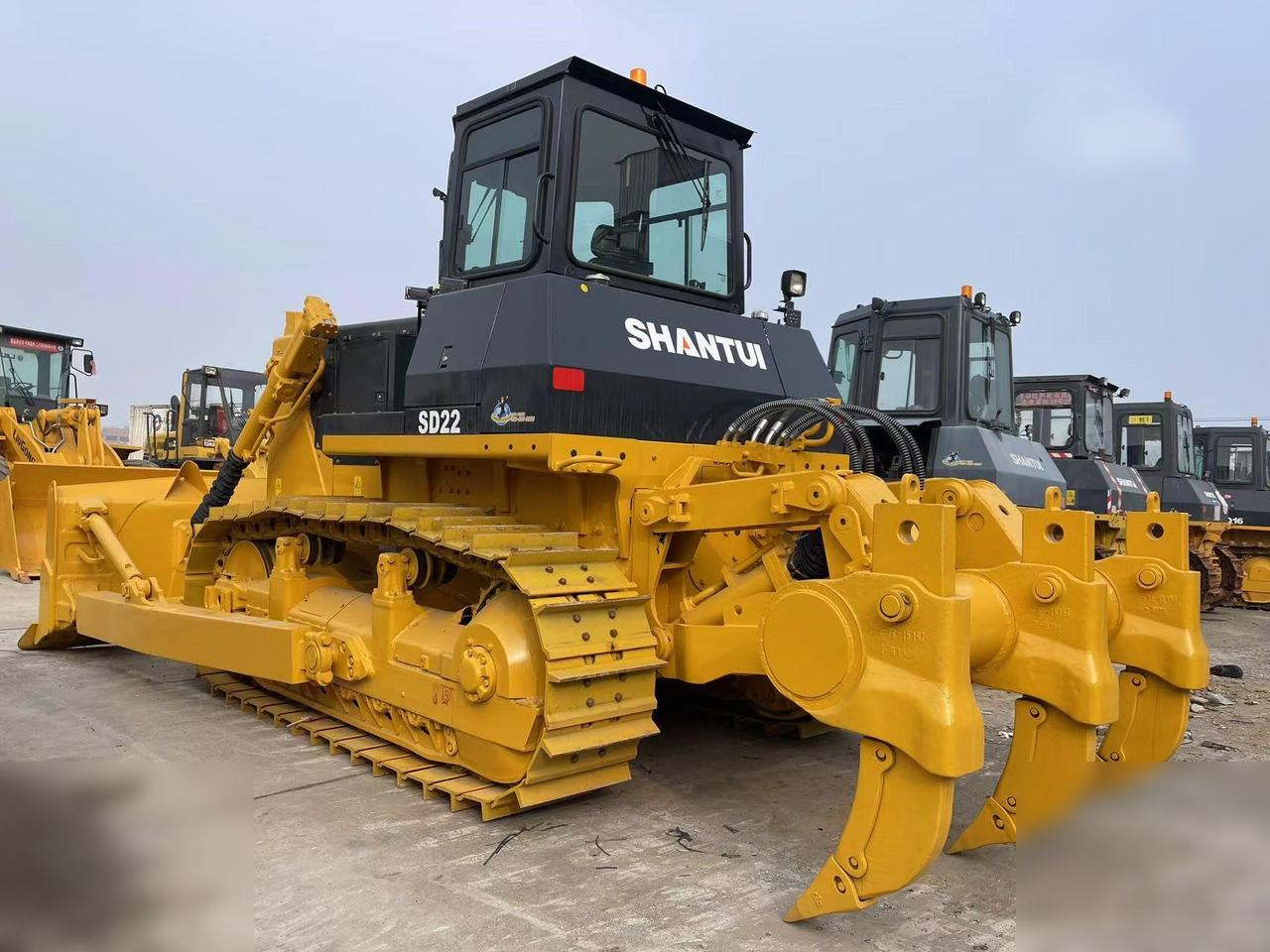 SHANTUI SD22 - Bulldozer: gambar 2 SHANTUI SD22 - Bulldozer: gambar 2