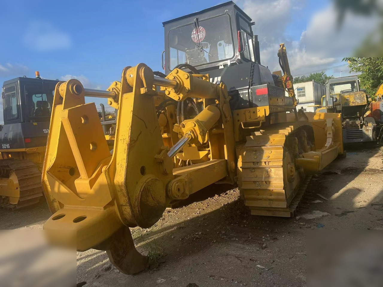 SHANTUI SD32 - Bulldozer: gambar 3 SHANTUI SD32 - Bulldozer: gambar 3