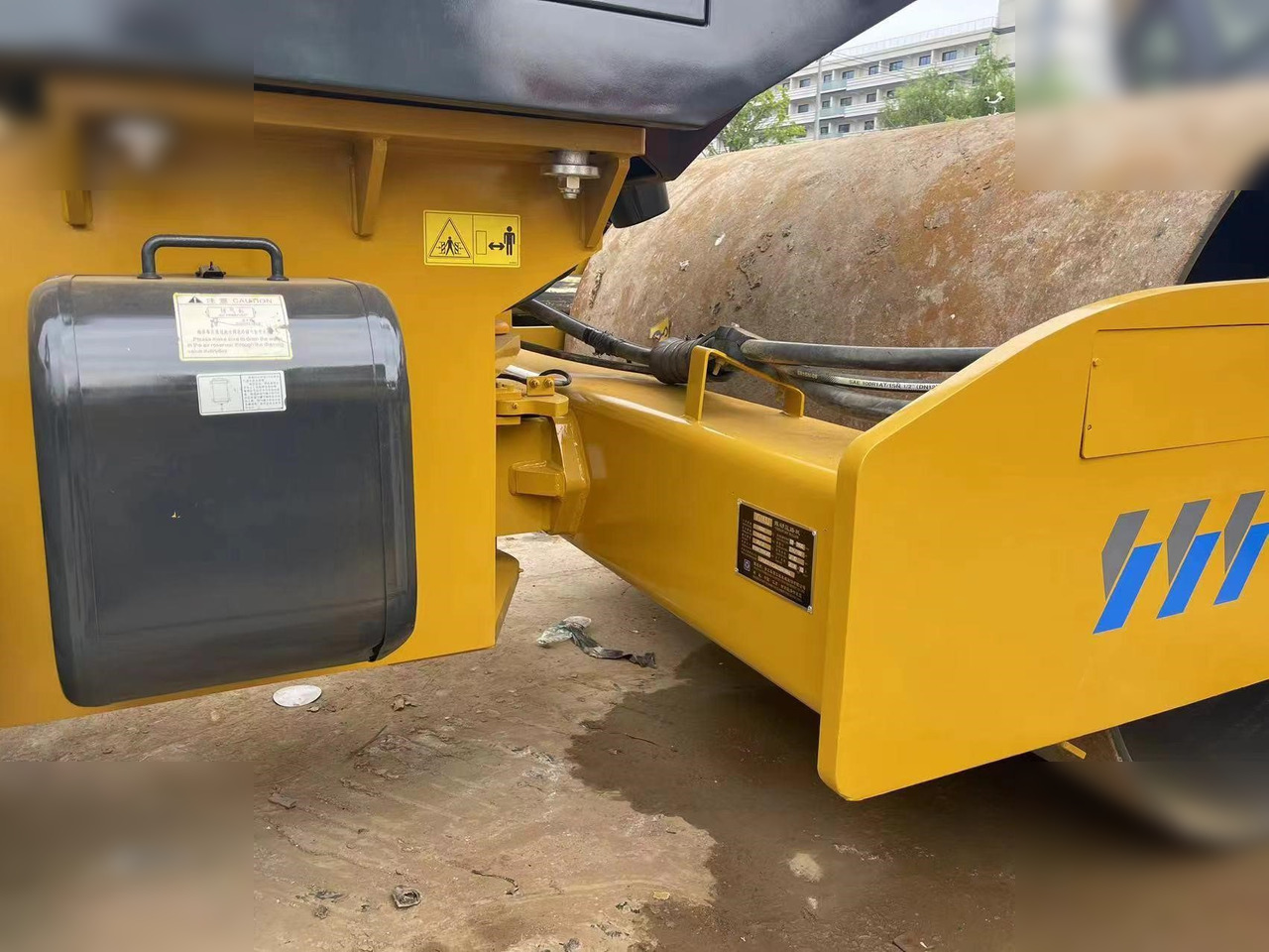 Pemadat XCMG XS143J: gambar 8