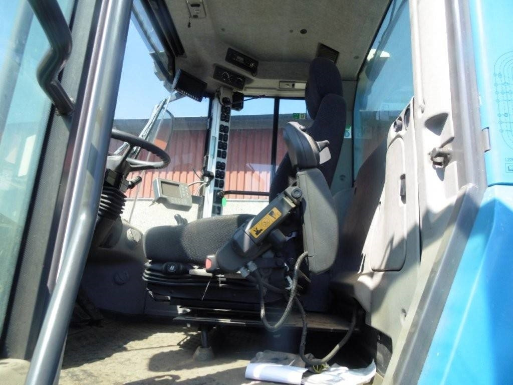 Volvo L 220 G - Wheel loader: gambar 1 Volvo L 220 G - Wheel loader: gambar 1