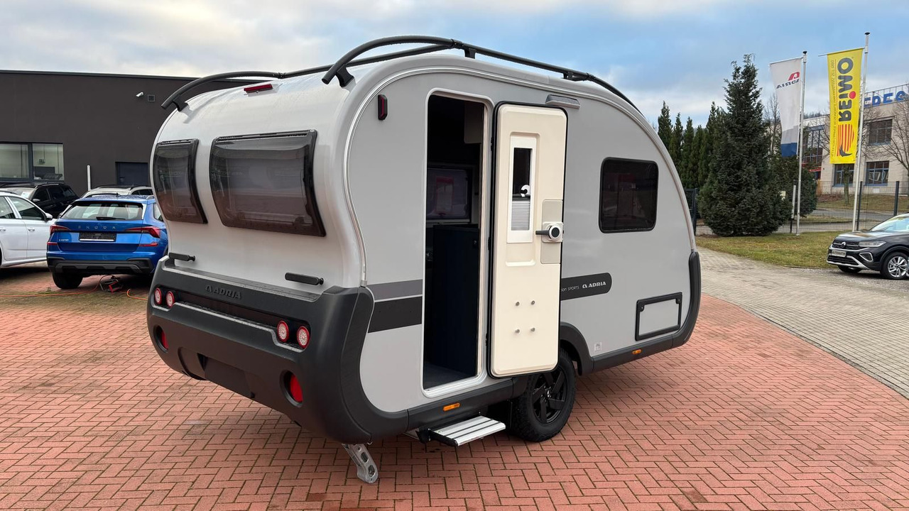 Adria Action 391 LH Sports*FUßBODEN-TEMP*SCHWENK-TISCH - Karavan: gambar 4 Adria Action 391 LH Sports*FUßBODEN-TEMP*SCHWENK-TISCH - Karavan: gambar 4