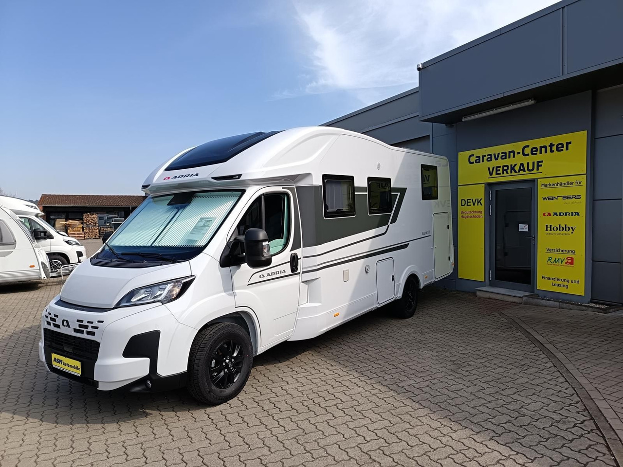 Adria Coral ALL-IN 650 DL*LUFTFEDERUNG HA*SOLAR*SOFORT - Mobil rumah semi-terintegrasi: gambar 3 Adria Coral ALL-IN 650 DL*LUFTFEDERUNG HA*SOLAR*SOFORT - Mobil rumah semi-terintegrasi: gambar 3
