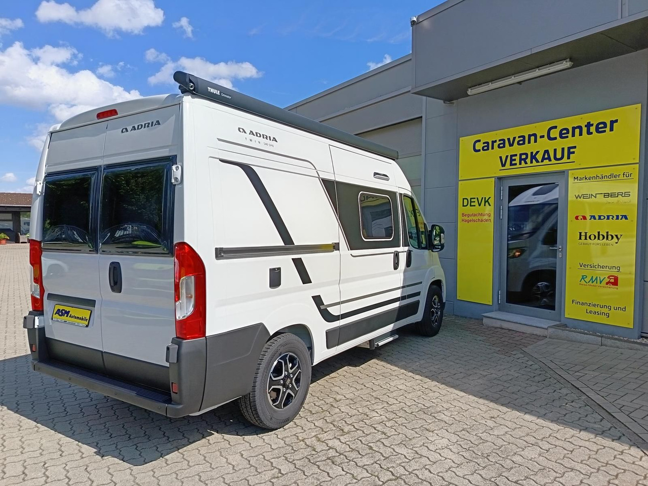 Adria Twin ALL-IN 540 SP*AUTOMATIK*SAFETY*STYLE*SOFORT - Mobil kemping: gambar 4 Adria Twin ALL-IN 540 SP*AUTOMATIK*SAFETY*STYLE*SOFORT - Mobil kemping: gambar 4