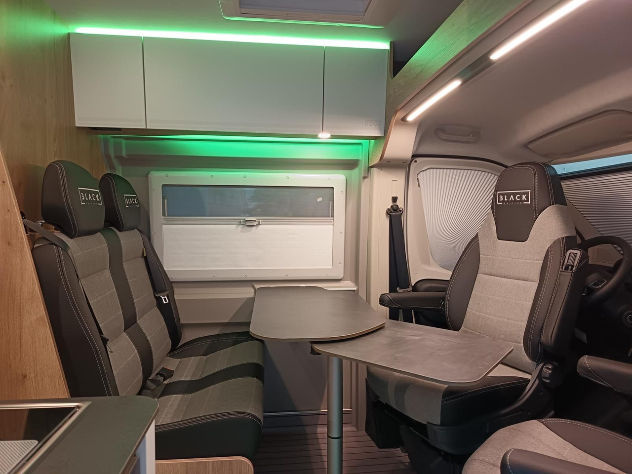 Mobil kemping Clever Celebration 600 MJ 24*KLIMAAUTOMATIK*ACC*SOFORT*: gambar 13 Mobil kemping Clever Celebration 600 MJ 24*KLIMAAUTOMATIK*ACC*SOFORT*: gambar 13