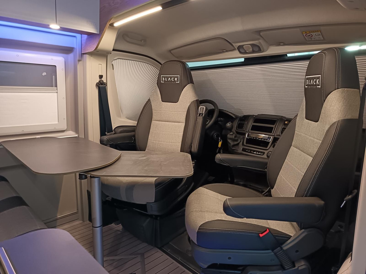 Mobil kemping Clever Celebration 600 MJ 24*KLIMAAUTOMATIK*ACC*SOFORT*: gambar 12 Mobil kemping Clever Celebration 600 MJ 24*KLIMAAUTOMATIK*ACC*SOFORT*: gambar 12