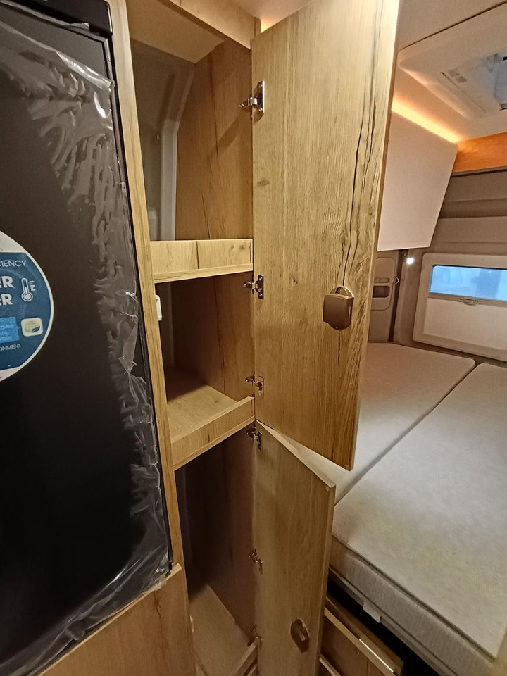 Mobil kemping Clever Celebration 600 MJ 24*KLIMAAUTOMATIK*ACC*SOFORT*: gambar 23 Mobil kemping Clever Celebration 600 MJ 24*KLIMAAUTOMATIK*ACC*SOFORT*: gambar 23