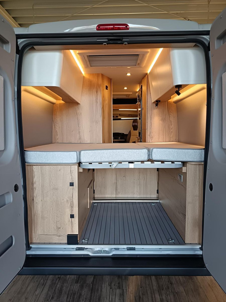 Clever Celebration 600 MJ24*AHK*MARKISE*ACC*R-KAM*RADIO - Mobil kemping: gambar 4 Clever Celebration 600 MJ24*AHK*MARKISE*ACC*R-KAM*RADIO - Mobil kemping: gambar 4