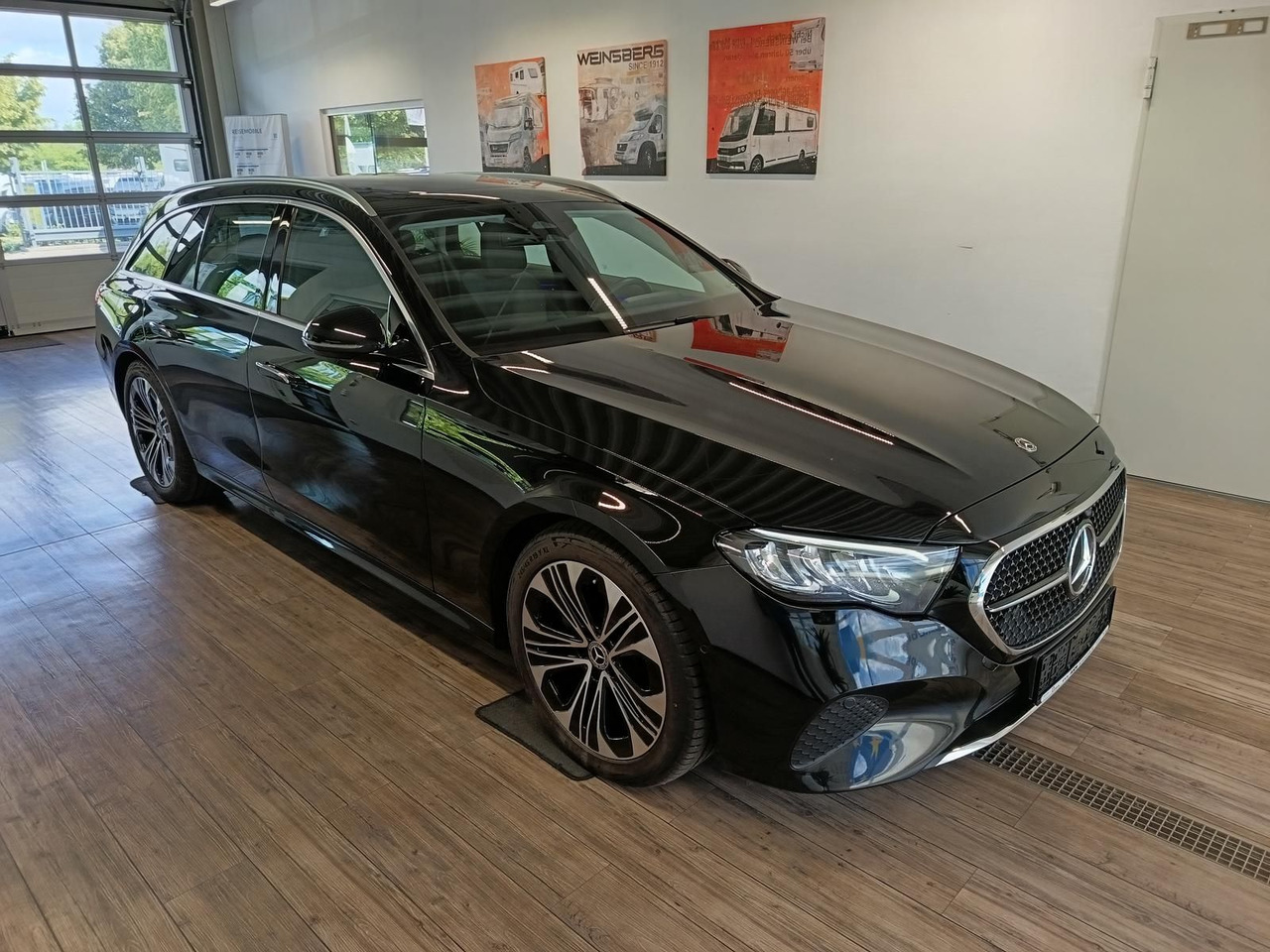 Mercedes-Benz E 200 Avantgarde Advanced*PSD*LED*NAVI*ACC* - Mobil: gambar 3 Mercedes-Benz E 200 Avantgarde Advanced*PSD*LED*NAVI*ACC* - Mobil: gambar 3