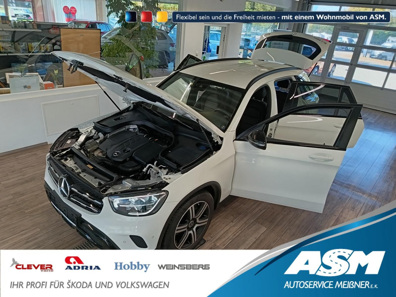 Mercedes-Benz GLC 220d AMG Line 4MATIC*AHK*NAVI*LED*R-KAM*DAB* - Mobil SUV: gambar 1 Mercedes-Benz GLC 220d AMG Line 4MATIC*AHK*NAVI*LED*R-KAM*DAB* - Mobil SUV: gambar 1