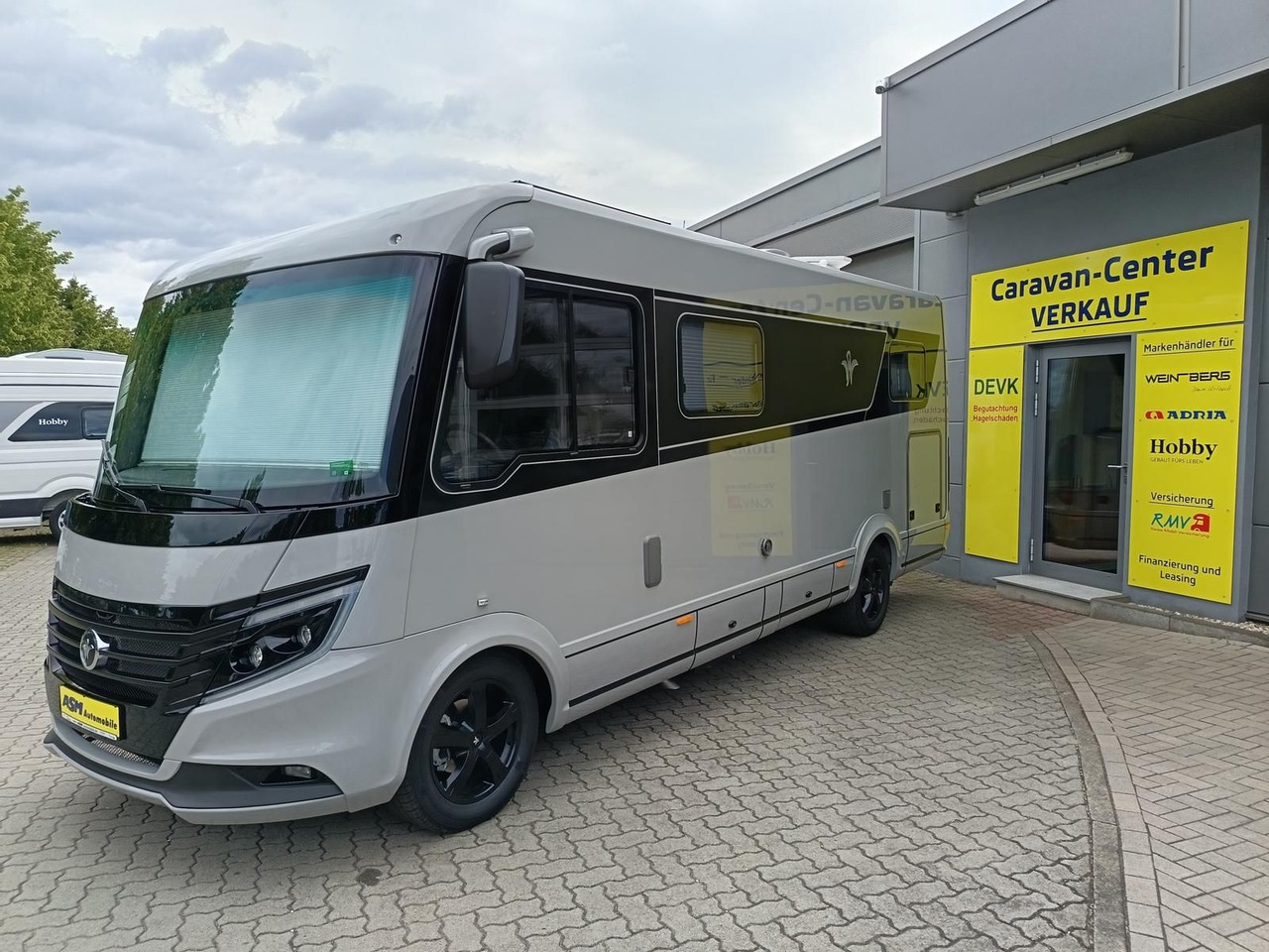 Niesmann + Bischoff iSmove 6.9 E 132 kW*AHK*SOLAR*SAT*TV*DACHKLIMA* - Mobil rumah terintegrasi: gambar 4 Niesmann + Bischoff iSmove 6.9 E 132 kW*AHK*SOLAR*SAT*TV*DACHKLIMA* - Mobil rumah terintegrasi: gambar 4