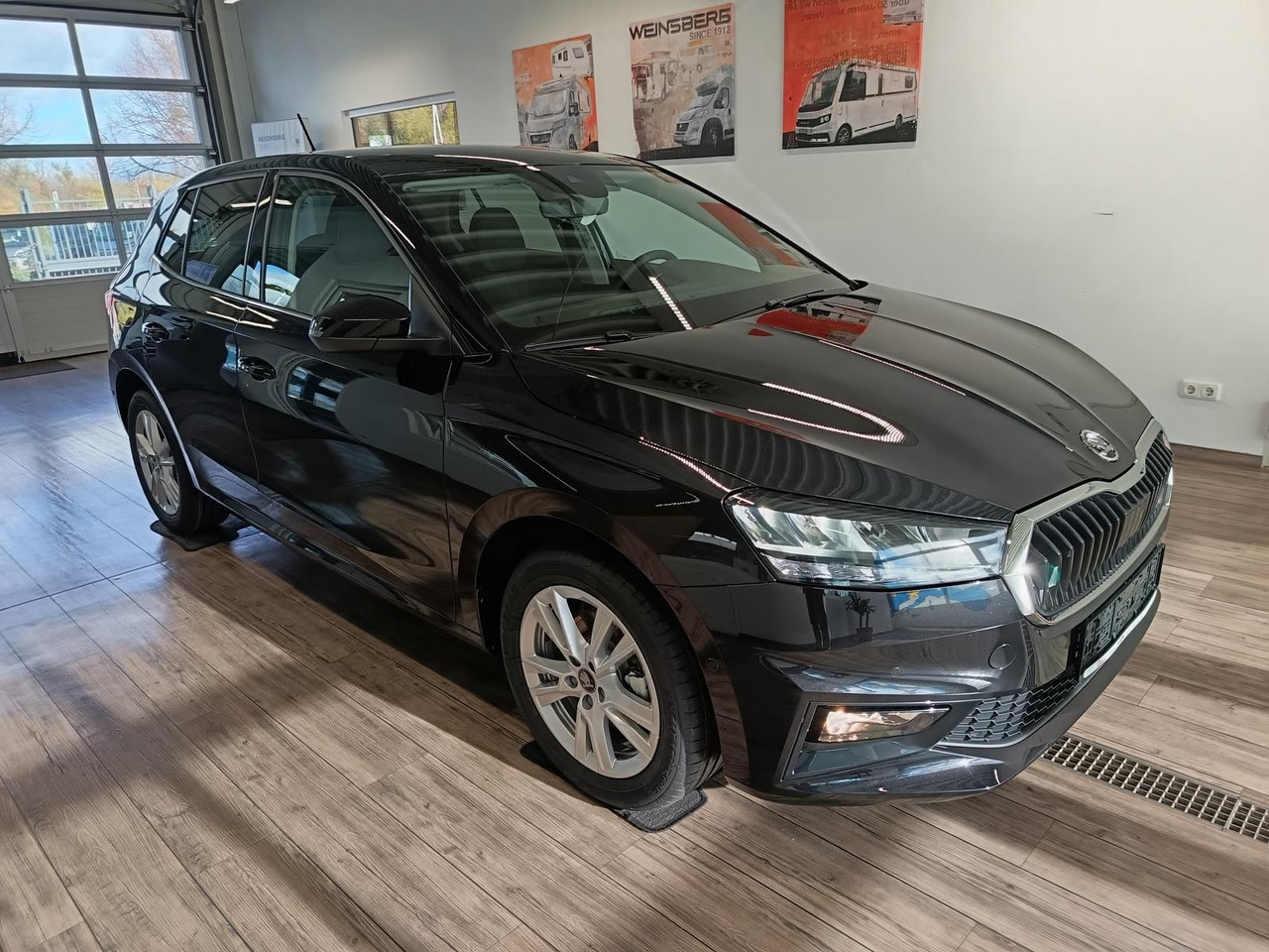 Skoda Fabia 130 Jahre 1,0TSI DSG*AHK-VORBER.*LED*R-KAM - Mobil sedan: gambar 3 Skoda Fabia 130 Jahre 1,0TSI DSG*AHK-VORBER.*LED*R-KAM - Mobil sedan: gambar 3