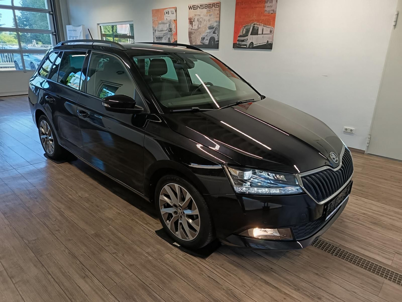 Skoda Fabia Ambition Combi 1,0 TSI*Bi-LED*NAVI*SHZ*DAB - Mobil: gambar 3 Skoda Fabia Ambition Combi 1,0 TSI*Bi-LED*NAVI*SHZ*DAB - Mobil: gambar 3