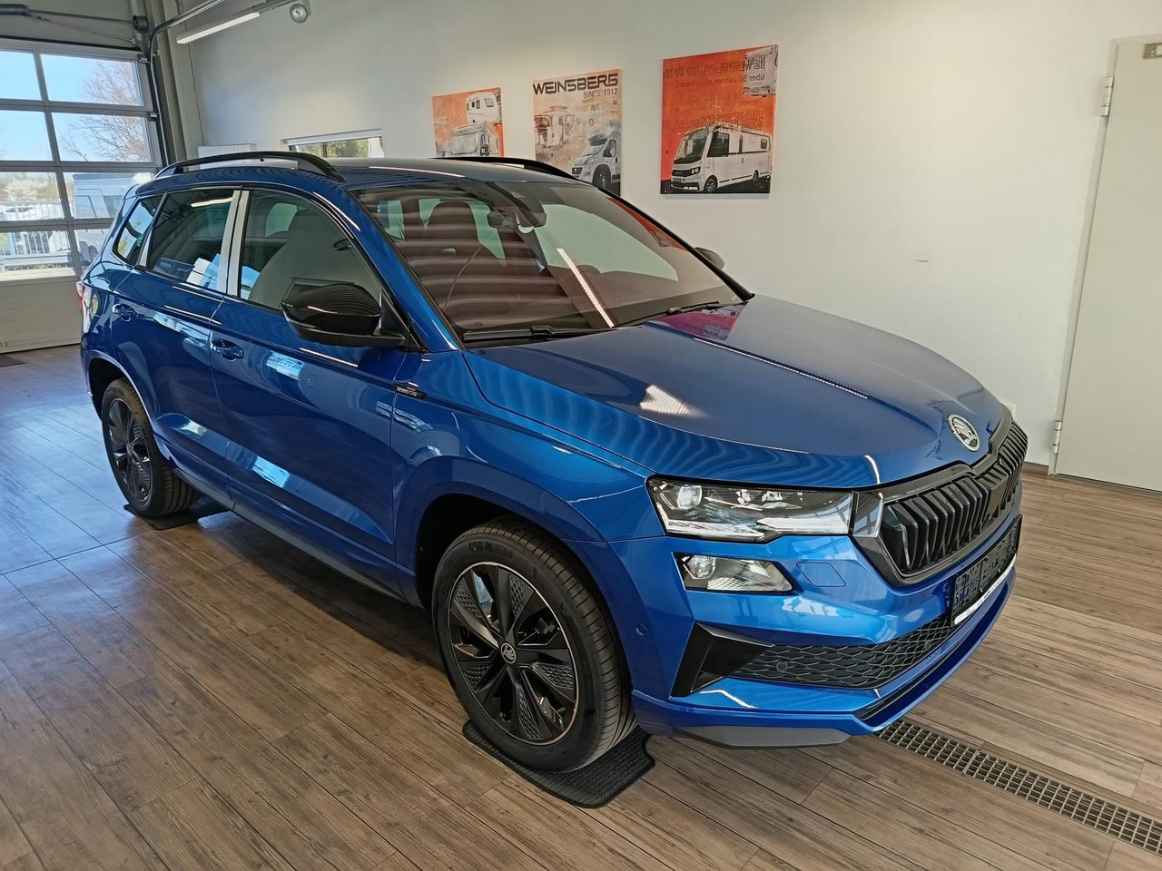 Skoda Karoq Sportline 1,5TSI DSG*AHK*360°*5J.GARANTIE* - Mobil SUV: gambar 3 Skoda Karoq Sportline 1,5TSI DSG*AHK*360°*5J.GARANTIE* - Mobil SUV: gambar 3