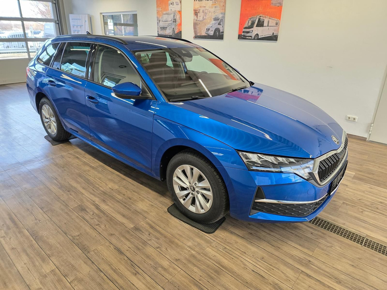 Skoda Octavia Combi Selection DSG*LED*ACC*WINTERPAKET* - Mobil: gambar 3 Skoda Octavia Combi Selection DSG*LED*ACC*WINTERPAKET* - Mobil: gambar 3