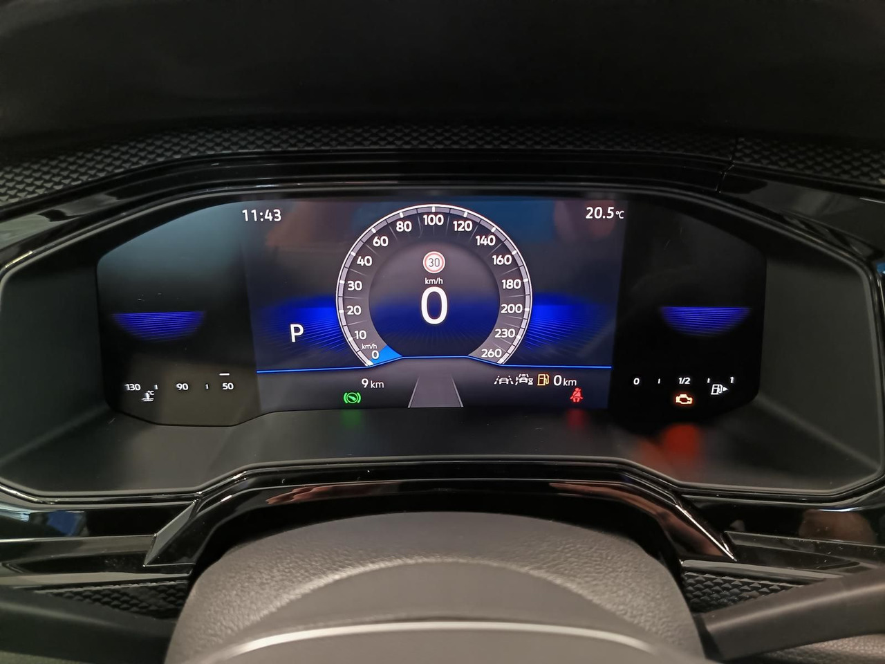 Mobil Volkswagen Polo Life 1.0 TSI 70kW DSG*LED*ACC*R-KAM*DAB*PDC: gambar 9