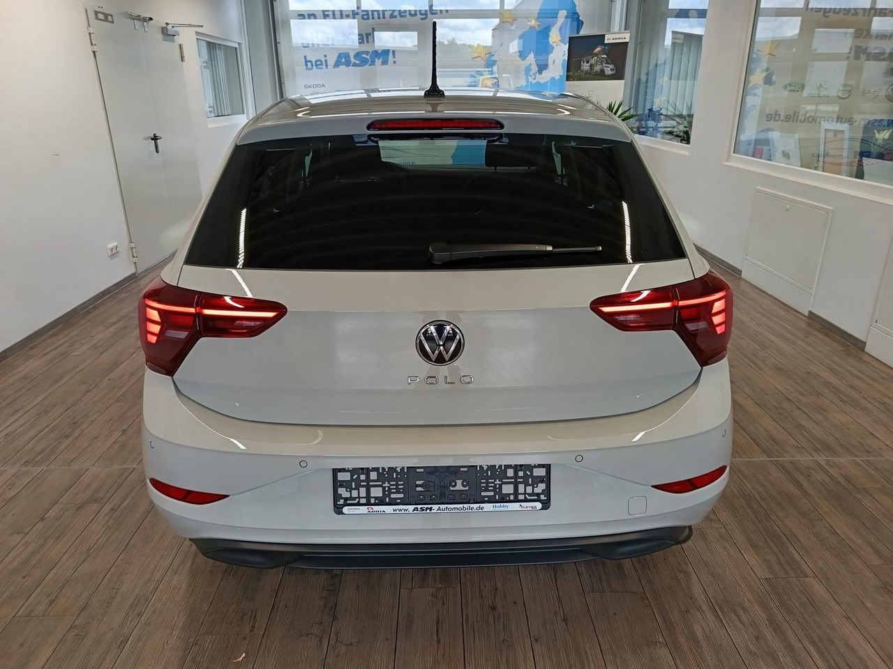 Volkswagen Polo Life 1.0 TSI 70kW DSG*LED*ACC*R-KAM*DAB*PDC - Mobil: gambar 5 Volkswagen Polo Life 1.0 TSI 70kW DSG*LED*ACC*R-KAM*DAB*PDC - Mobil: gambar 5