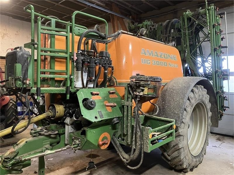 Amazone UG 3000 Nova 28m - Penyemprot tertinggal: gambar 1 Amazone UG 3000 Nova 28m - Penyemprot tertinggal: gambar 1