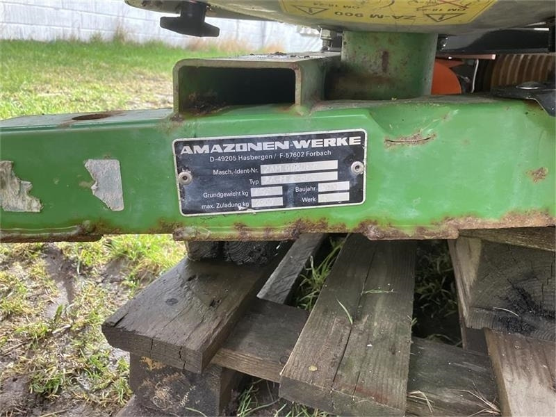 Amazone ZA-M 2501 Profis - Penyebar pupuk: gambar 4 Amazone ZA-M 2501 Profis - Penyebar pupuk: gambar 4