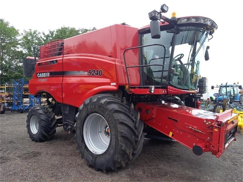 Case IH Axial Flow 9240 - Pemanen gabungan: gambar 2 Case IH Axial Flow 9240 - Pemanen gabungan: gambar 2