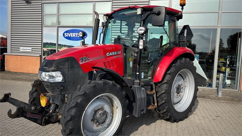 Case IH Farmall 95C Farmall 95C - Traktor: gambar 2 Case IH Farmall 95C Farmall 95C - Traktor: gambar 2