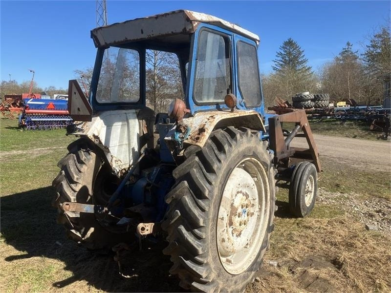Ford 4000 Med frontlæsser - Traktor: gambar 3 Ford 4000 Med frontlæsser - Traktor: gambar 3