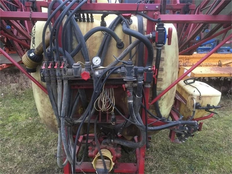 Hardi LHY 1000 / 16/361 Incl. fronttank - Penyemprot tertinggal: gambar 4 Hardi LHY 1000 / 16/361 Incl. fronttank - Penyemprot tertinggal: gambar 4