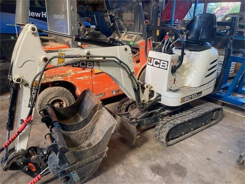 JCB 8010 CTS - Ekskavator mini: gambar 1 JCB 8010 CTS - Ekskavator mini: gambar 1