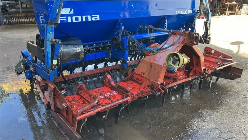Kuhn HR 3001 M med Fiona Apollo - Menggabungkan bor benih: gambar 2 Kuhn HR 3001 M med Fiona Apollo - Menggabungkan bor benih: gambar 2