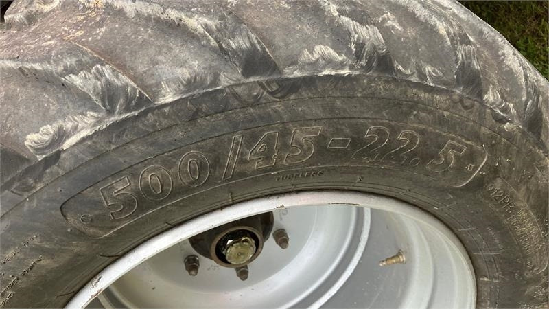 Kuhn VB 2295  - Baler bulat: gambar 5 Kuhn VB 2295  - Baler bulat: gambar 5