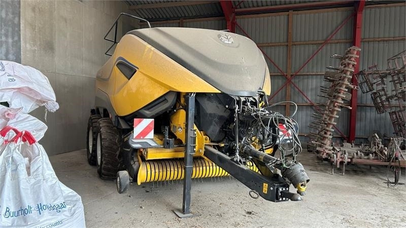 New Holland BB 1290 RC HD - Baler persegi: gambar 2 New Holland BB 1290 RC HD - Baler persegi: gambar 2