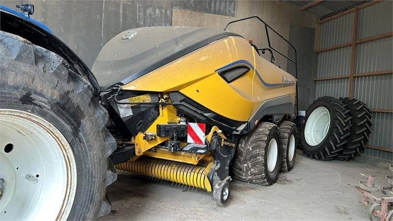 New Holland BB 1290 RC HD - Baler persegi: gambar 1 New Holland BB 1290 RC HD - Baler persegi: gambar 1