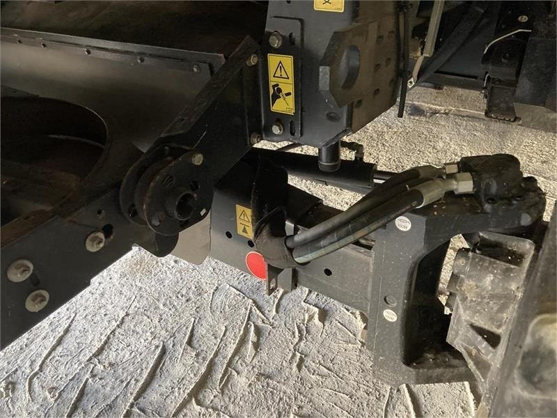 New Holland CR9090 35 fod VF bord og 4wd mm. - Pemanen gabungan: gambar 5 New Holland CR9090 35 fod VF bord og 4wd mm. - Pemanen gabungan: gambar 5