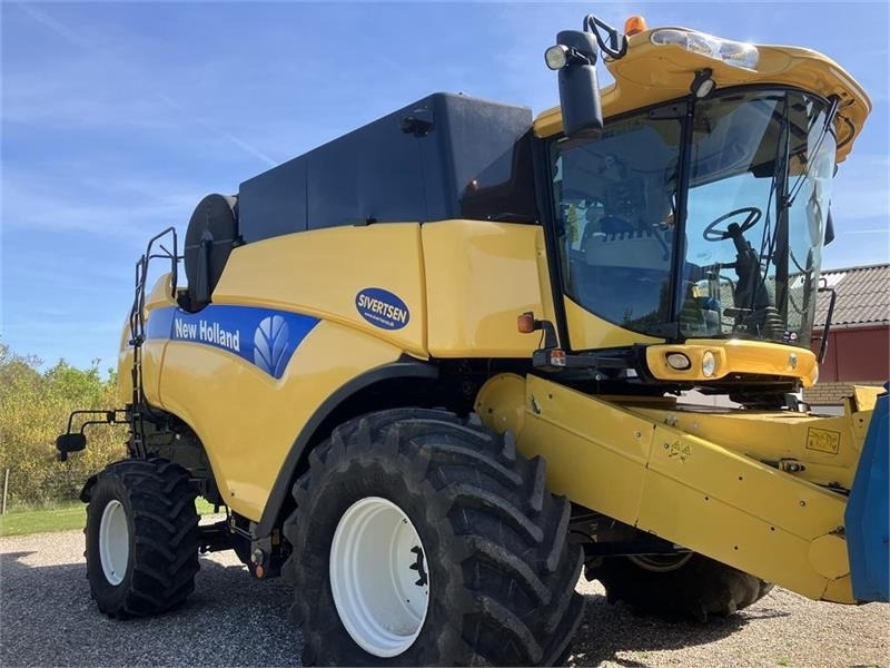 New Holland CX 8080 SLH - Pemanen gabungan: gambar 2 New Holland CX 8080 SLH - Pemanen gabungan: gambar 2