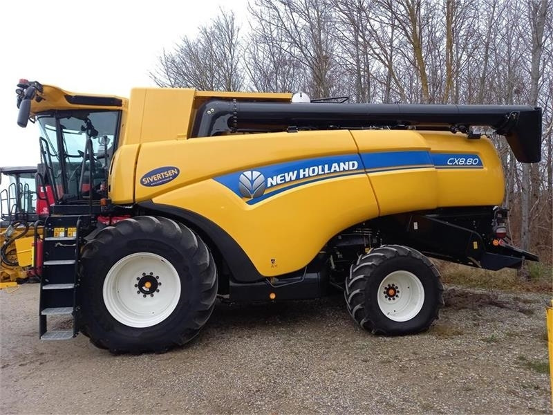 New Holland CX8.80 SLH med 25 fods Varifeed - Pemanen gabungan: gambar 5 New Holland CX8.80 SLH med 25 fods Varifeed - Pemanen gabungan: gambar 5