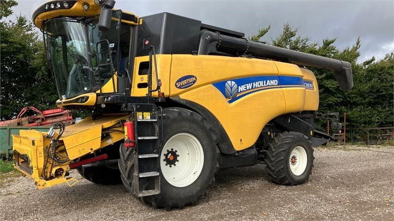 New Holland CX8.90 SLH - Pemanen gabungan: gambar 3 New Holland CX8.90 SLH - Pemanen gabungan: gambar 3