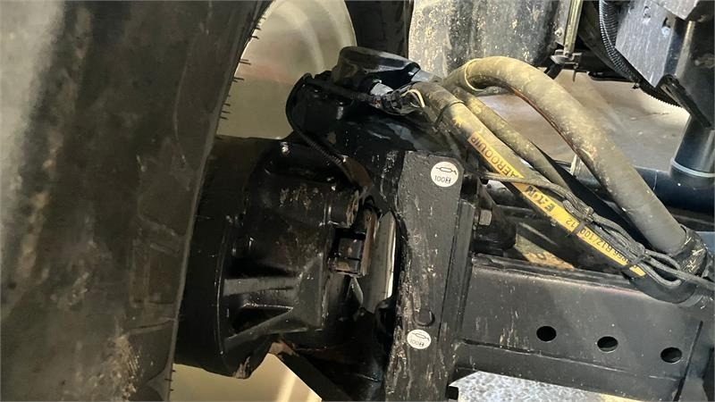 New Holland CX8.90 SLH - Pemanen gabungan: gambar 5 New Holland CX8.90 SLH - Pemanen gabungan: gambar 5