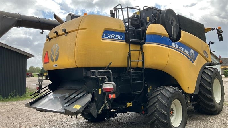 New Holland CX8.90 SLH - Pemanen gabungan: gambar 4 New Holland CX8.90 SLH - Pemanen gabungan: gambar 4