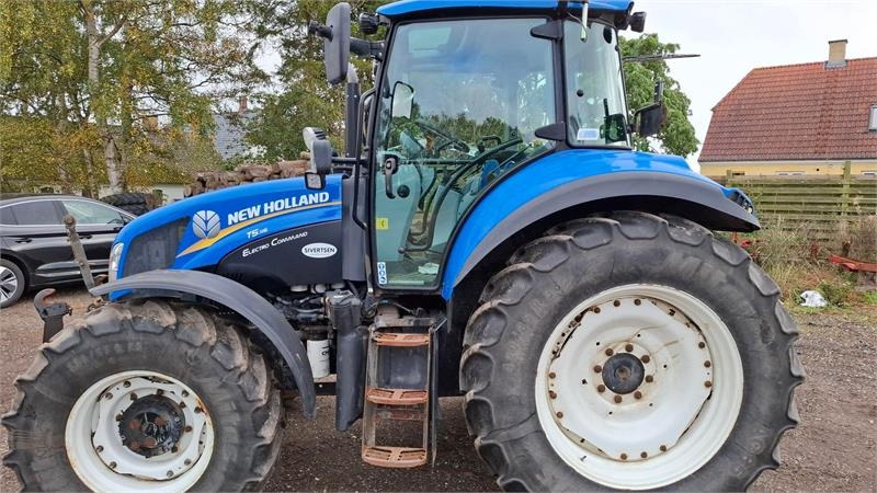 New Holland T5.115 EC - Traktor: gambar 3 New Holland T5.115 EC - Traktor: gambar 3