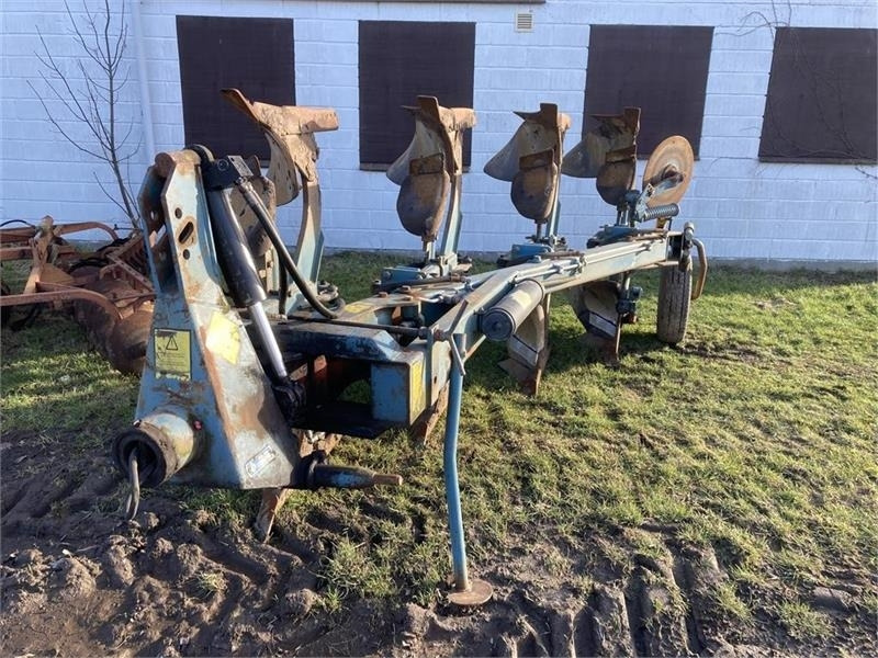 Överum CV 498 H - Bajak: gambar 1 Överum CV 498 H - Bajak: gambar 1