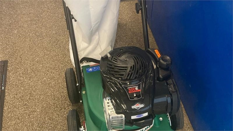 Billy Goat LB 352 EU Skubbemodel - Peralatan pertanian: gambar 1 Billy Goat LB 352 EU Skubbemodel - Peralatan pertanian: gambar 1