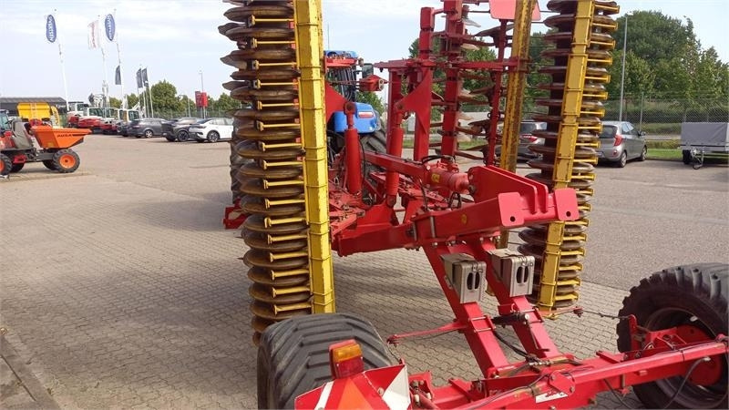 Pöttinger Terradisc 5000 T - Garu cakram: gambar 3 Pöttinger Terradisc 5000 T - Garu cakram: gambar 3