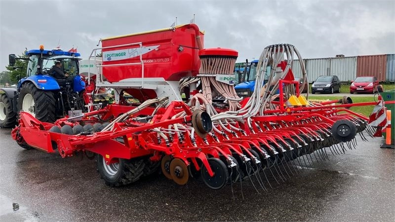 Pöttinger Terrasem C6 Fertilizer m. Tegosem 500 - Bor benih: gambar 5 Pöttinger Terrasem C6 Fertilizer m. Tegosem 500 - Bor benih: gambar 5