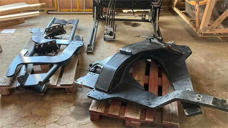 Stoll FZ 60,1 3 ventil og dæmpning Med beslag for NH T7. - Pemuat depan untuk traktor: gambar 3 Stoll FZ 60,1 3 ventil og dæmpning Med beslag for NH T7. - Pemuat depan untuk traktor: gambar 3