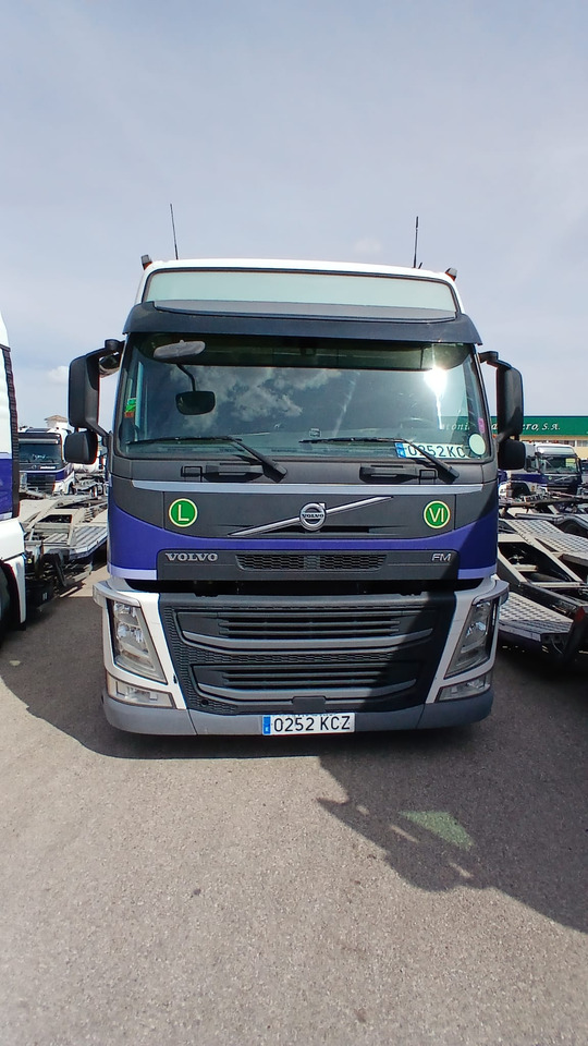 VOLVO FM 42 B3 500 - Truk sasis: gambar 1 VOLVO FM 42 B3 500 - Truk sasis: gambar 1