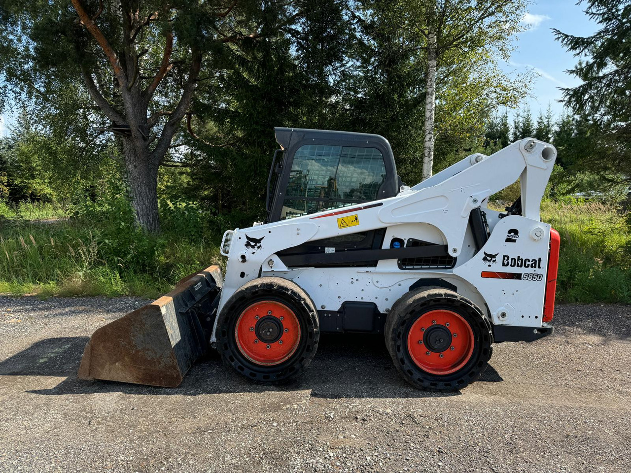 BOBCAT S850 - Skid steer: gambar 2 BOBCAT S850 - Skid steer: gambar 2