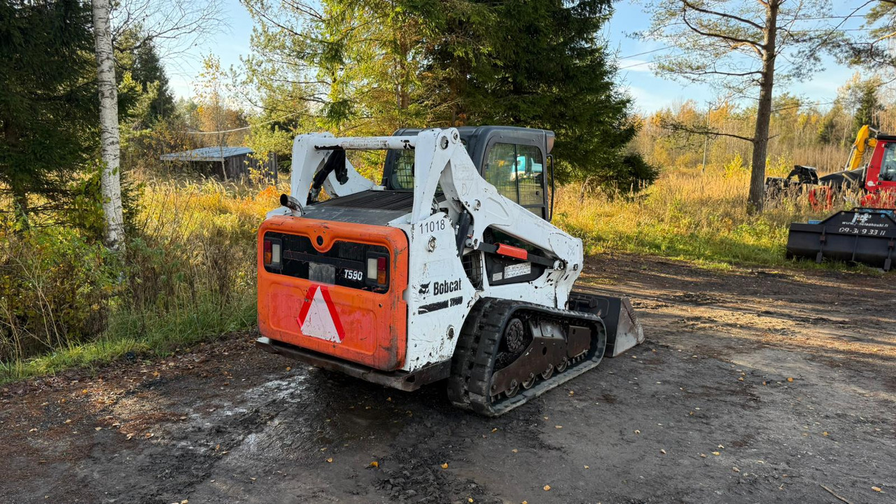 Bobcat T590 - Skid steer: gambar 4 Bobcat T590 - Skid steer: gambar 4
