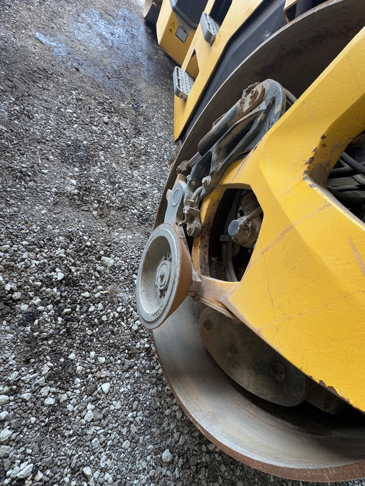 Bomag BW161 AD-5 - Roller jalan: gambar 4 Bomag BW161 AD-5 - Roller jalan: gambar 4