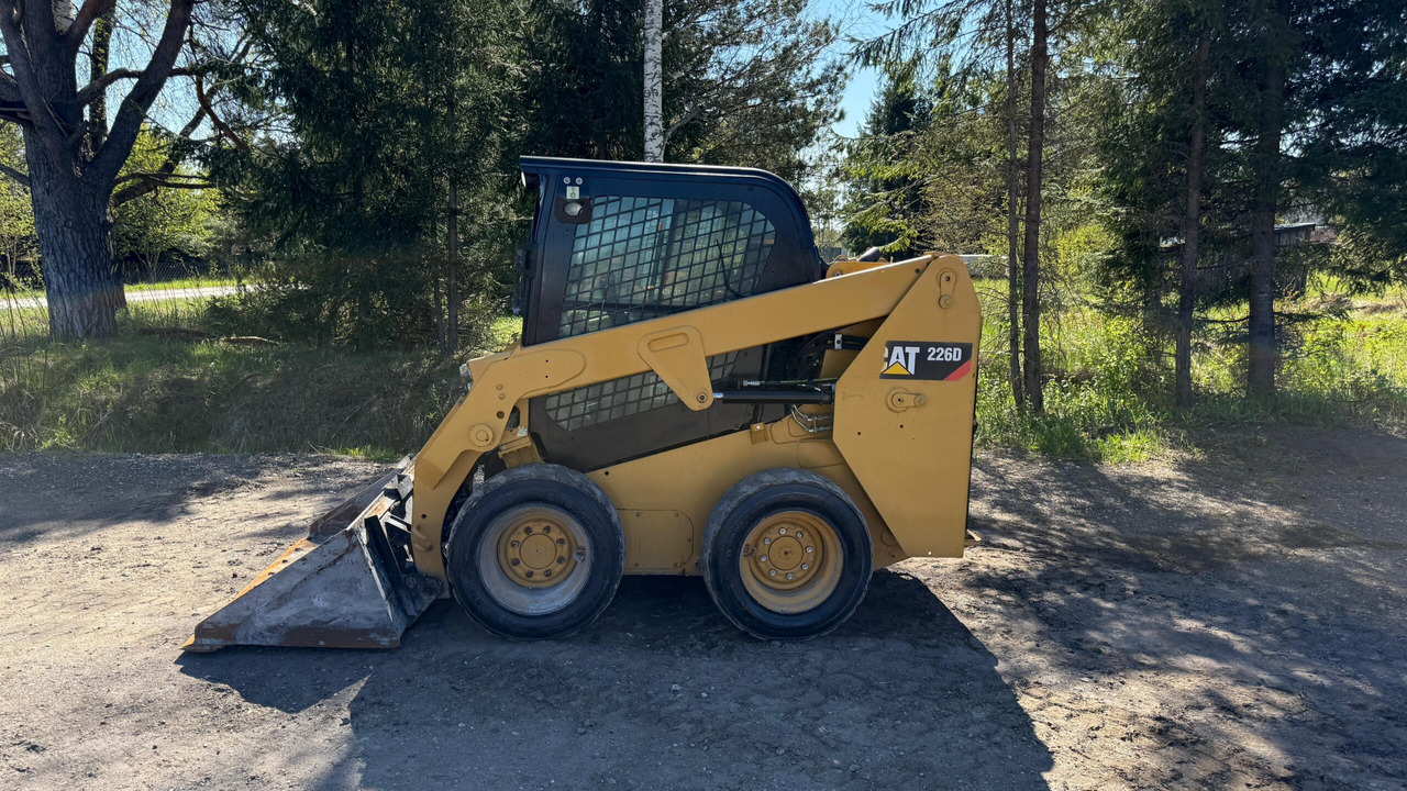 CAT 226D - Skid steer: gambar 2 CAT 226D - Skid steer: gambar 2