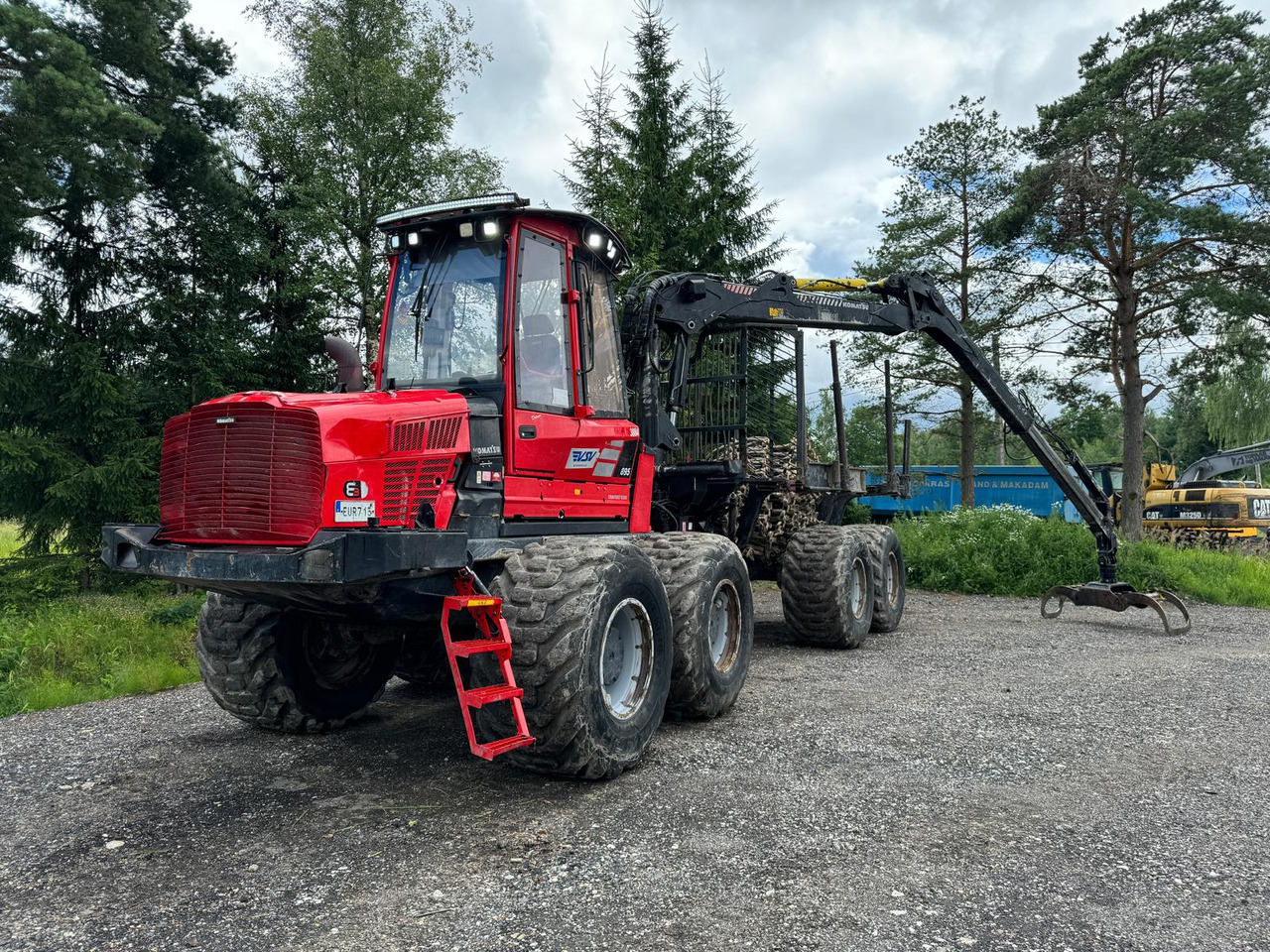 KOMATSU 895 - Forwarder: gambar 2 KOMATSU 895 - Forwarder: gambar 2